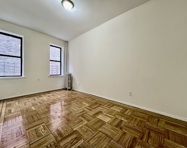 1803 Riverside Drive - Photo Thumbnail 8
