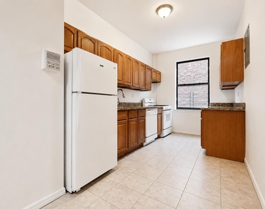 1803 Riverside Drive - Photo Thumbnail 11