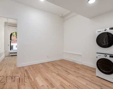123 8th Avenue - Photo Thumbnail 2