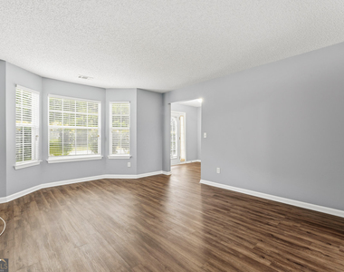 11925 Spring Lake Way - Photo Thumbnail 4