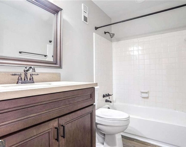 1506 Cumberland Court Se - Photo Thumbnail 16