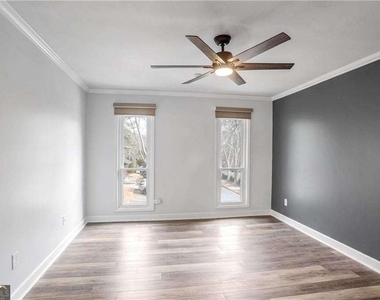 1506 Cumberland Court Se - Photo Thumbnail 10