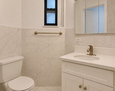 East 84th Street - Photo Thumbnail 2