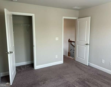 6207 Baltusrol Trace - Photo Thumbnail 19