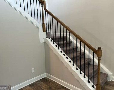 6207 Baltusrol Trace - Photo Thumbnail 4