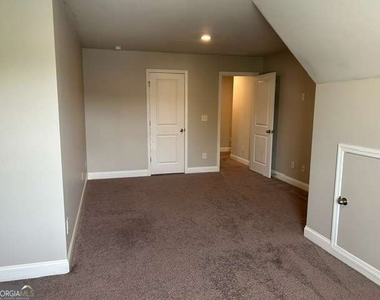 6207 Baltusrol Trace - Photo Thumbnail 29