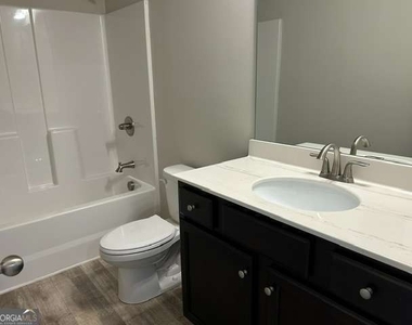 6207 Baltusrol Trace - Photo Thumbnail 22