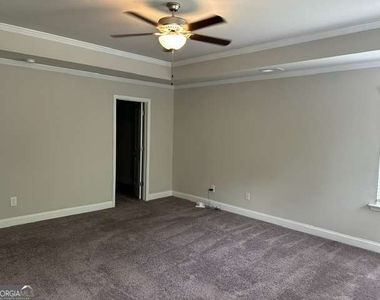 6207 Baltusrol Trace - Photo Thumbnail 32