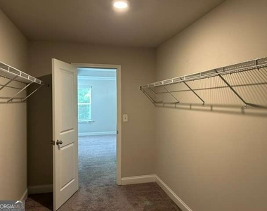 6207 Baltusrol Trace - Photo Thumbnail 33