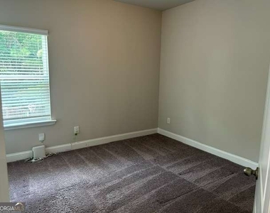 6207 Baltusrol Trace - Photo Thumbnail 14
