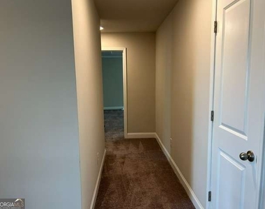 6207 Baltusrol Trace - Photo Thumbnail 23