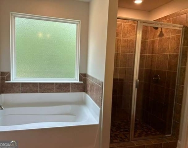 6207 Baltusrol Trace - Photo Thumbnail 36
