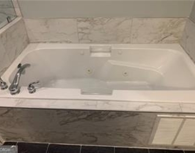 1029 Piedmont Avenue Ne - Photo Thumbnail 13
