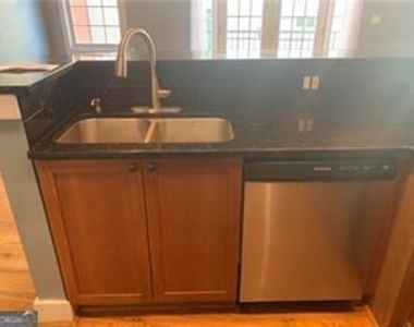 1029 Piedmont Avenue Ne - Photo Thumbnail 22