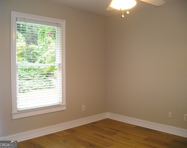 2830 The Terraces Way - Photo Thumbnail 19