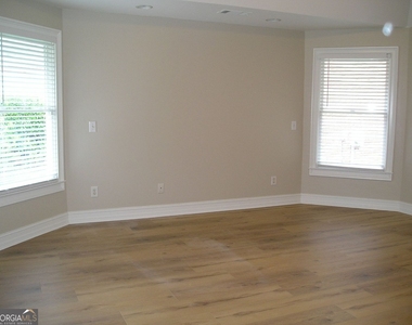 2830 The Terraces Way - Photo Thumbnail 12