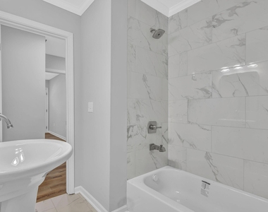 1080 Westmont Road Sw - Photo Thumbnail 6