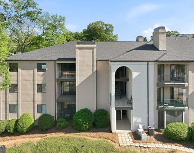 605 Candler Street - Photo Thumbnail 22