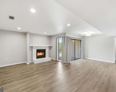 605 Candler Street - Photo Thumbnail 4