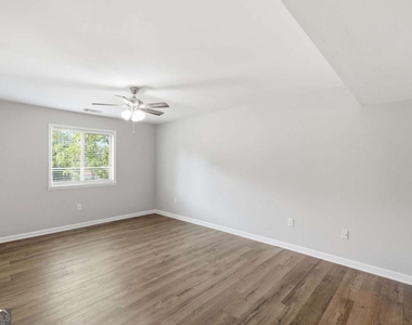 605 Candler Street - Photo Thumbnail 18