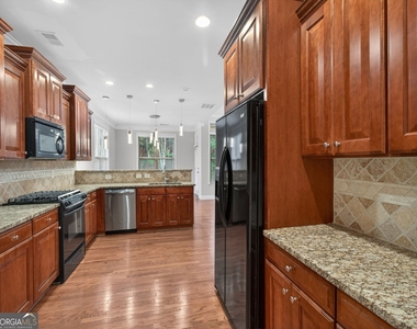 2935 Whitfield Avenue - Photo Thumbnail 22
