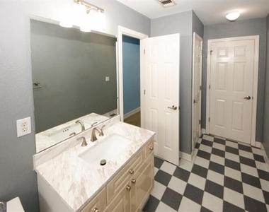 1354 Brookhaven Village Circle Ne - Photo Thumbnail 53