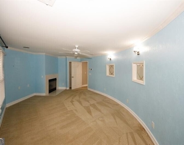 1354 Brookhaven Village Circle Ne - Photo Thumbnail 31