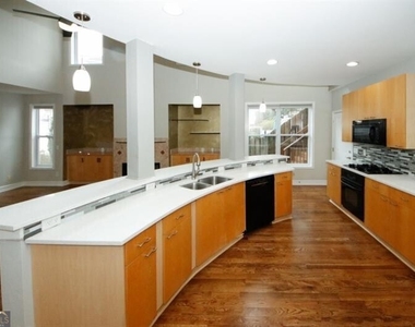 1354 Brookhaven Village Circle Ne - Photo Thumbnail 16