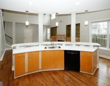 1354 Brookhaven Village Circle Ne - Photo Thumbnail 14