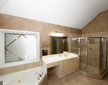 1354 Brookhaven Village Circle Ne - Photo Thumbnail 36