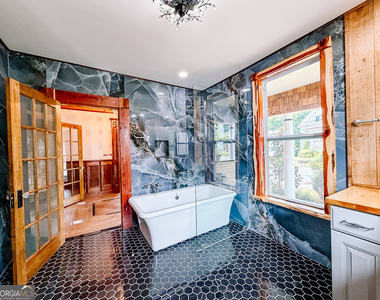 68 Spring Street - Photo Thumbnail 29