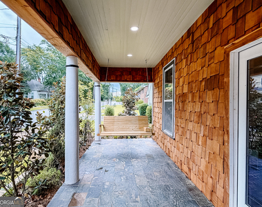 68 Spring Street - Photo Thumbnail 3