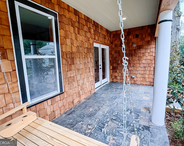 68 Spring Street - Photo Thumbnail 4