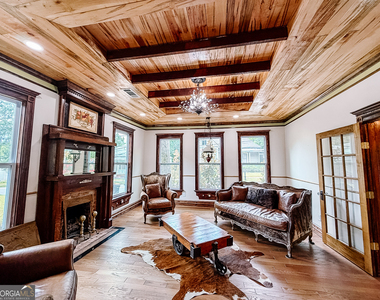 68 Spring Street - Photo Thumbnail 7