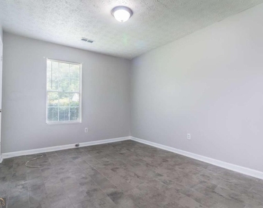 5437 Glen Haven Drive - Photo Thumbnail 8