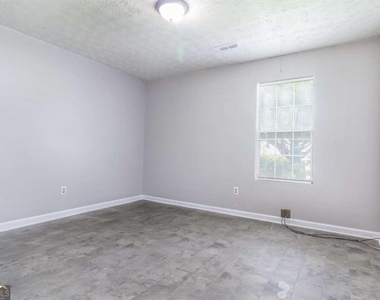 5437 Glen Haven Drive - Photo Thumbnail 9