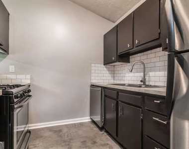 5437 Glen Haven Drive - Photo Thumbnail 5