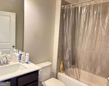 7866 Laurel Crest Drive - Photo Thumbnail 26