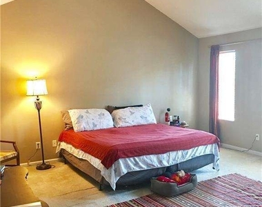 1634 Charleston Walk Se - Photo Thumbnail 9
