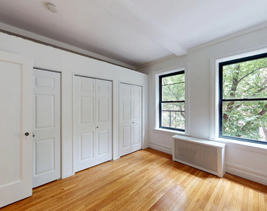 West 77th Street - Photo Thumbnail 5