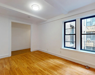 West 77th Street - Photo Thumbnail 3