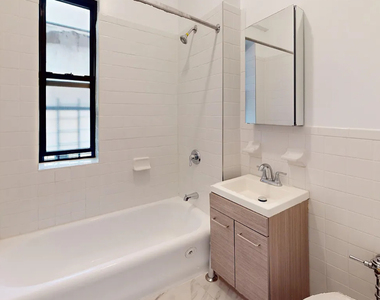 West 77th Street - Photo Thumbnail 7