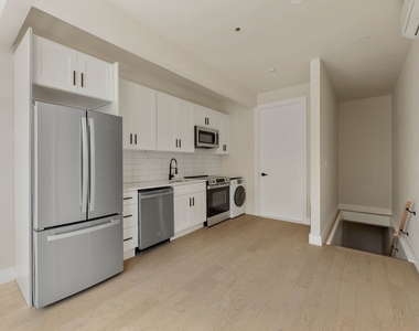 2111 Regent Place - Photo Thumbnail 1