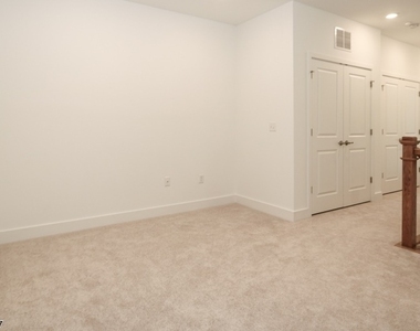 71 Veterans Way - Photo Thumbnail 13