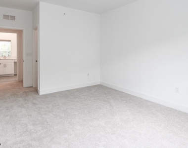 71 Veterans Way - Photo Thumbnail 22