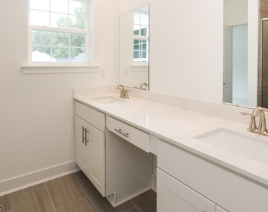 71 Veterans Way - Photo Thumbnail 17