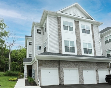 71 Veterans Way - Photo Thumbnail 1