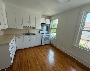 19 E Hanover Ave - Photo Thumbnail 28