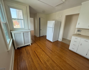 19 E Hanover Ave - Photo Thumbnail 29