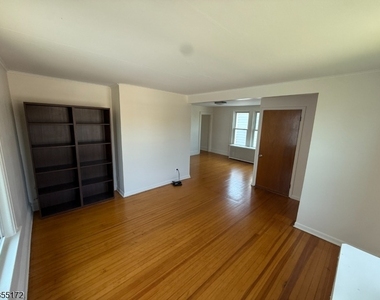 19 E Hanover Ave - Photo Thumbnail 22